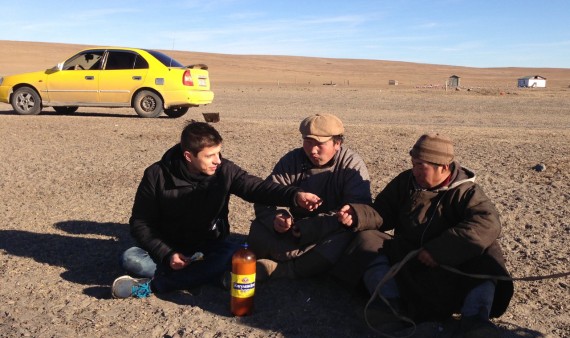 Rast in der Steppe - Abenteuer Mongolei - Asien-Reise Reisebericht von Dr. Martin Krengel